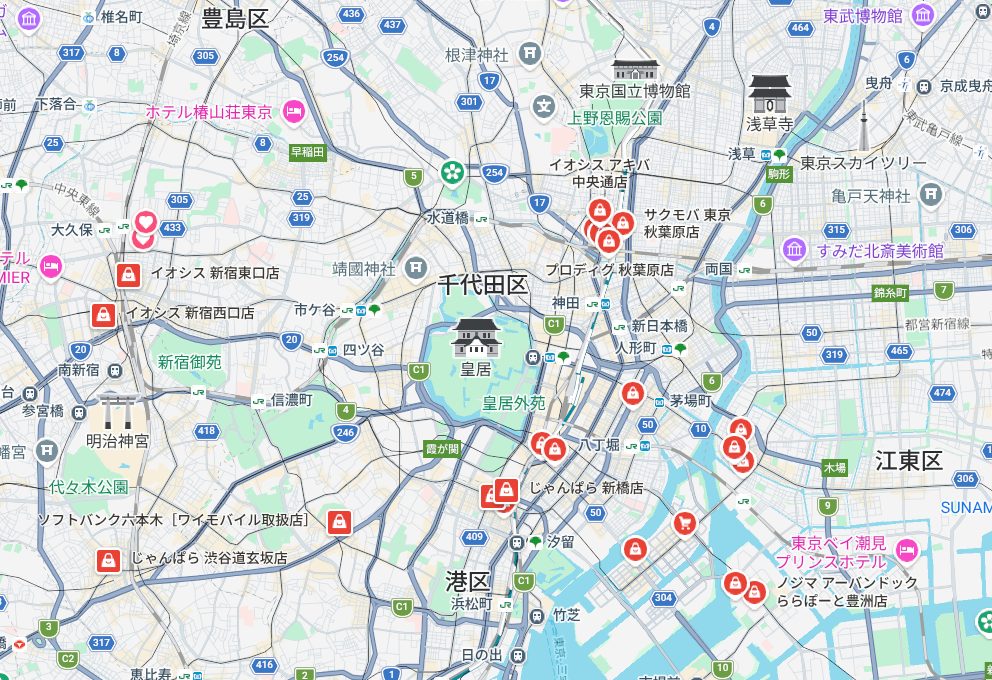 東京（秋葉原）周辺の中古スマホショップのGoogleマップ検索結果。店舗が密集しており在庫が豊富